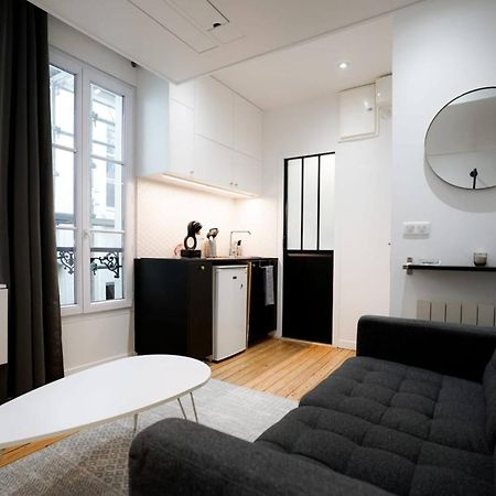 Petit Studio Tres Charmant Paris Exterior foto